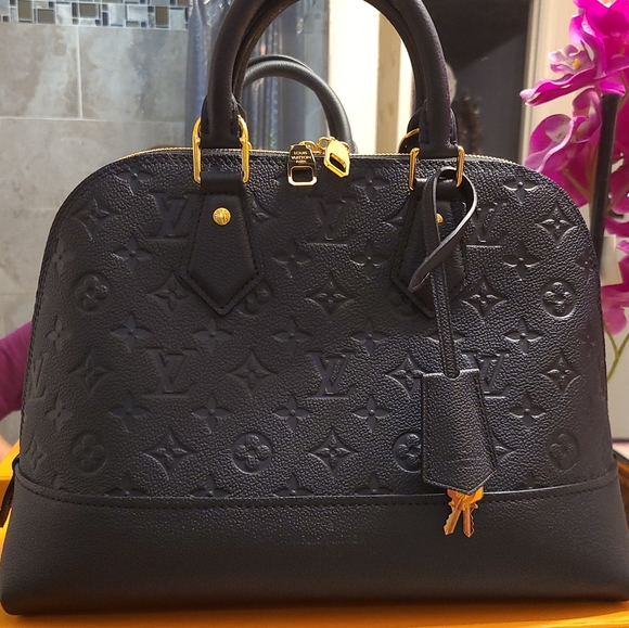 💖 New Louis Vuitton Neo Alma Pm empreinte leather bag. - Picture 2 of 12